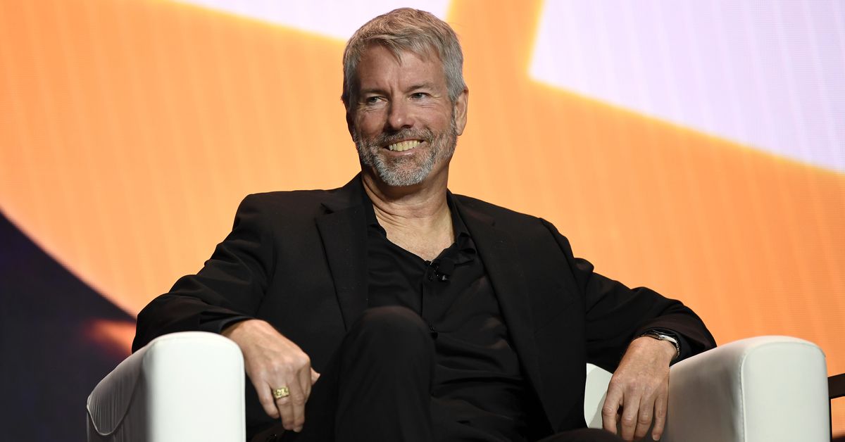 MicroStrategy's (MSTR) Bitcoin (BTC) Billions Have Rebounded Since Michael Saylor Exited CEO Job a Year Ago