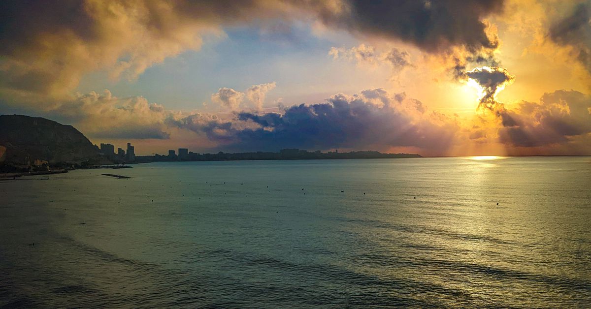 Bitcoin Hangs on Just Above $27K Ahead of Fed Rate Decision