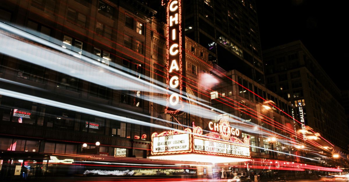 Chicago Fed Economic Model Sees U.S. Interest Rates High Enough to Tame Inflation While Avoiding Recession