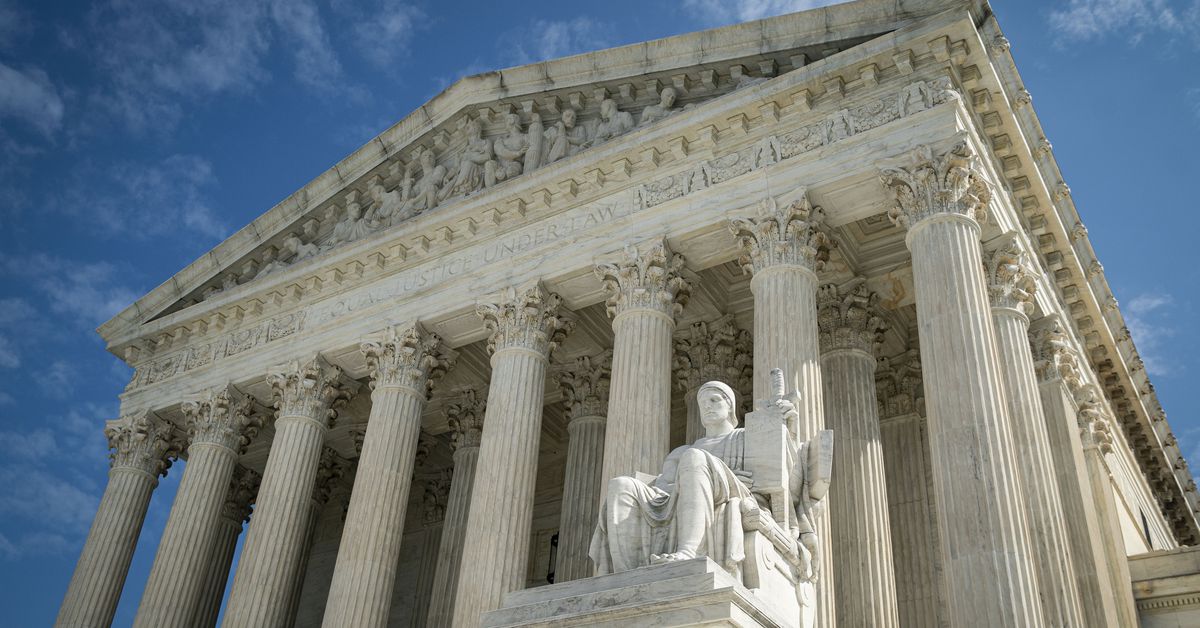 ‘Ethereum Supreme Court’ Mooted by Blockchain Executive as Alternative to ‘Code Is Law’