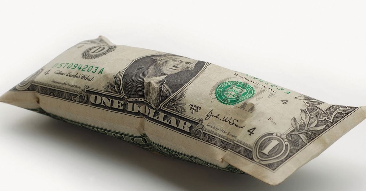 The percentage change has turned positive for the first time in over a year. (Glassnode)