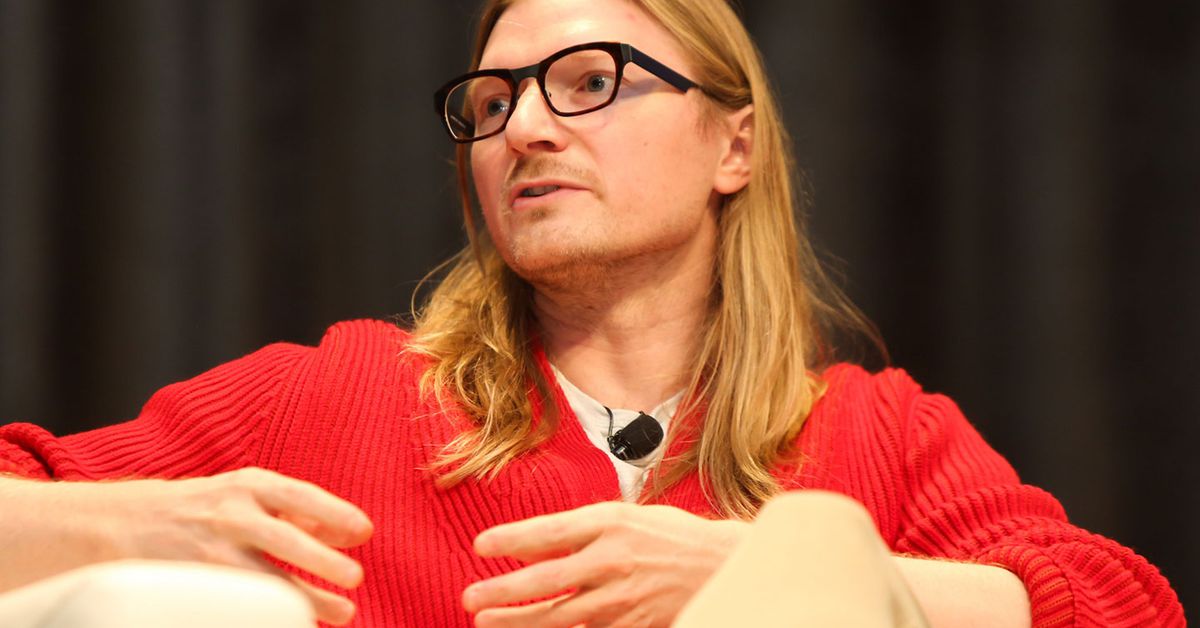 Atmosphere (Shutterstock/CoinDesk)