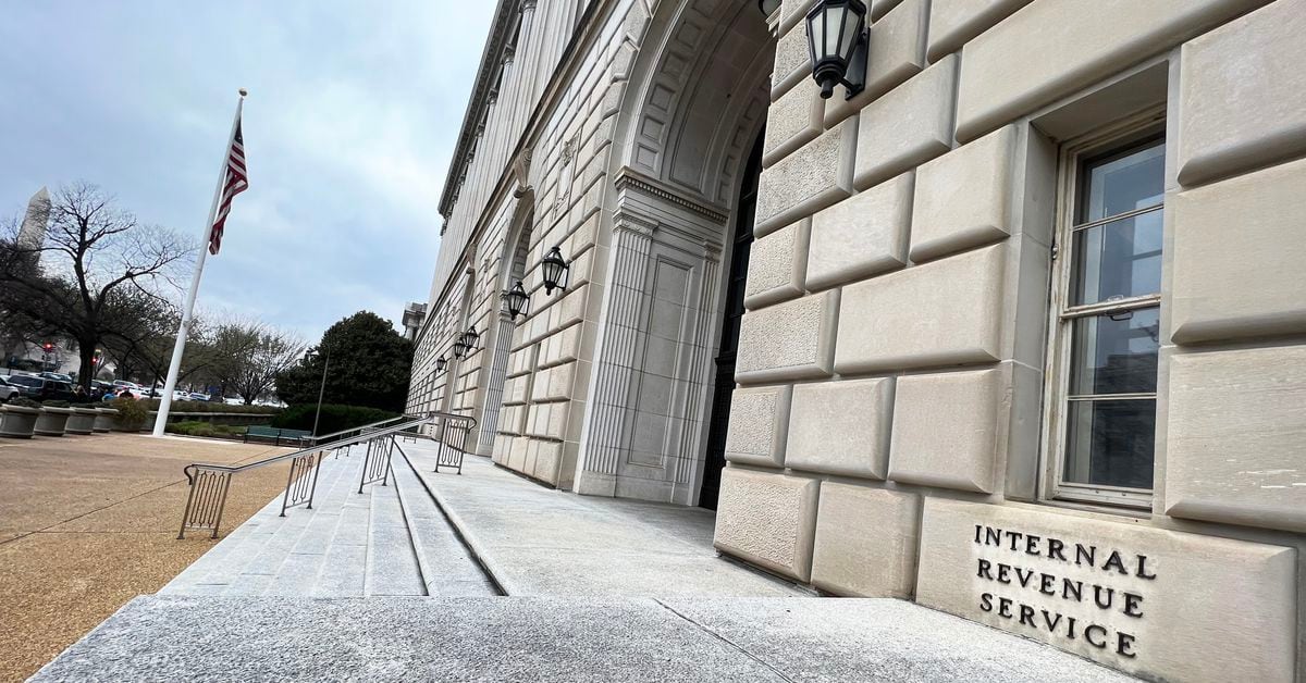 Atmosphere (Shutterstock/CoinDesk)