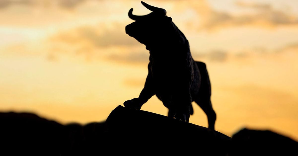 Short-term holder activity suggests decreased selling pressure. (CryptoQuant)