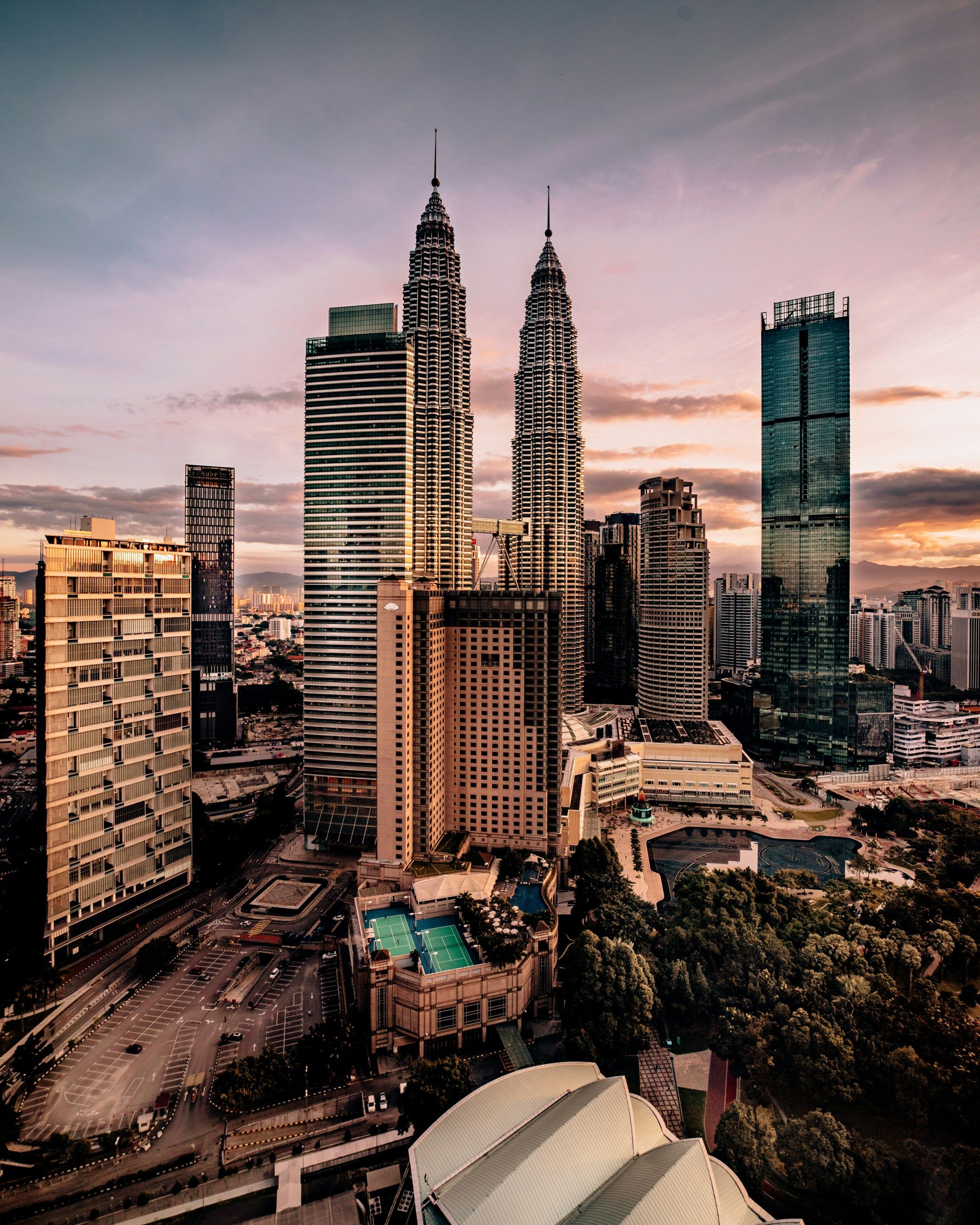 The Petronas Towers in Kuala Lumpur Malaysia ( Patrick Langwallner / Unsplash)