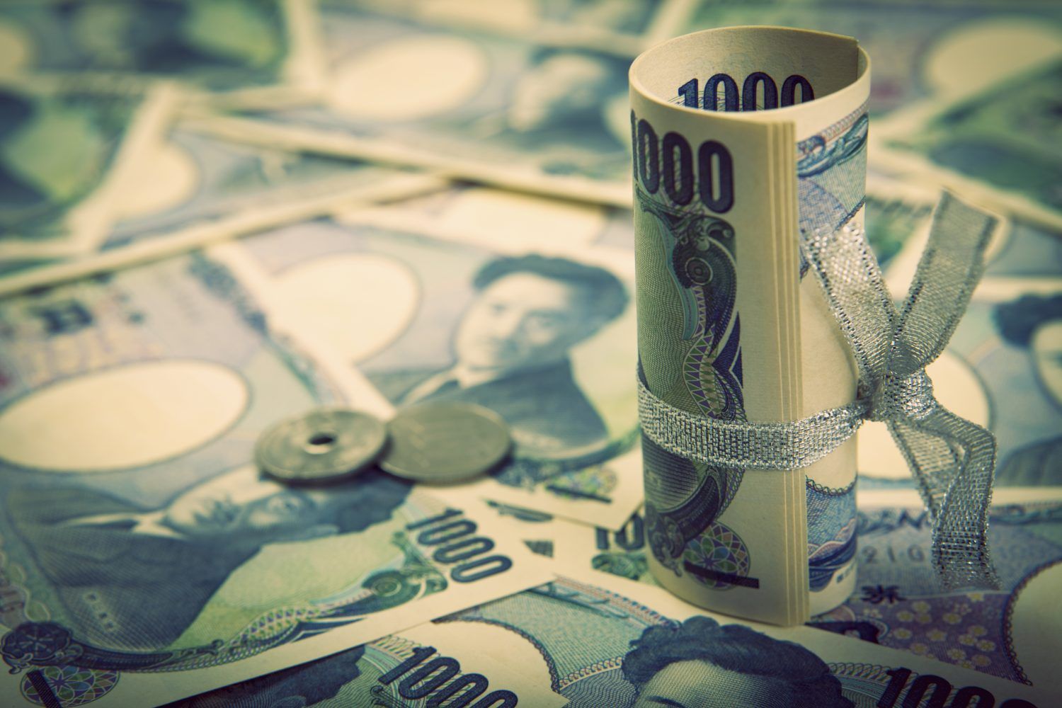 Japanese Yen (Shutterstock)