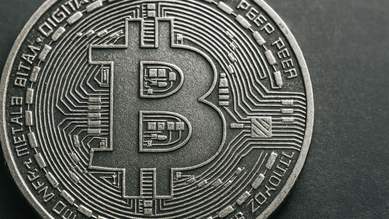 Mining Difficulty Rises 6.81% as Bitcoin Hashrate Hits Record High