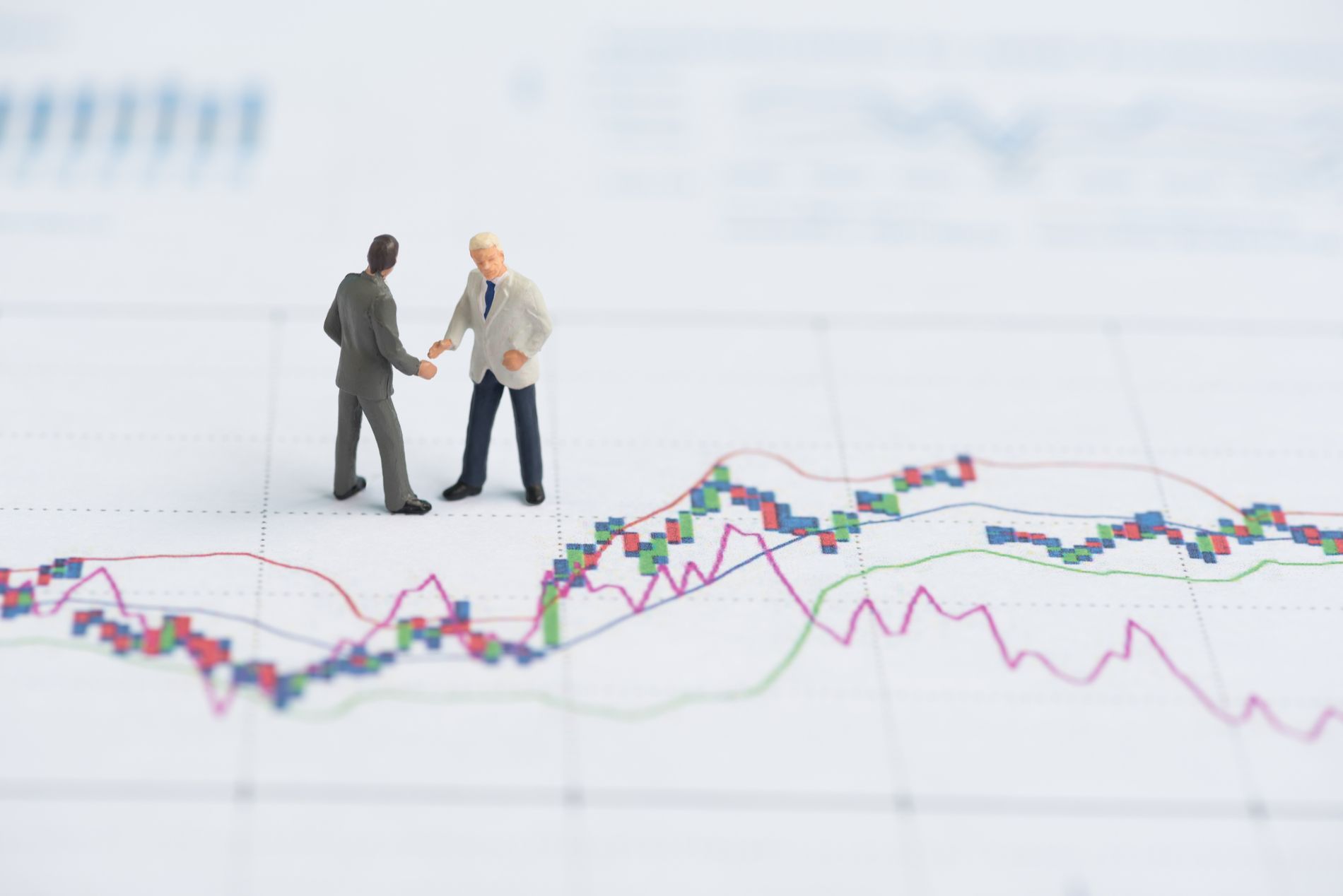 Ripple, Ether Steady as Bitcoin ETFs Attract $590M Inflows