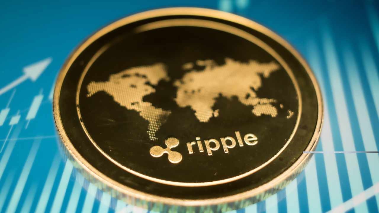 Ripple’s Failed Bid Explained: Expert Sees Circle’s $10B IPO Play Brewing
