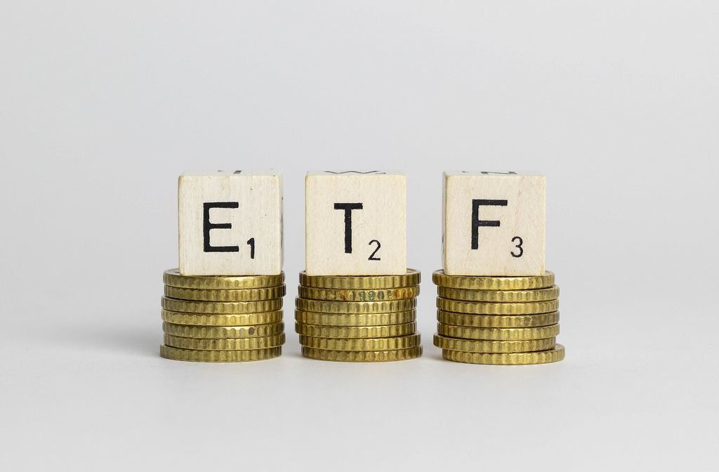 Spot Bitcoin (BTC) ETFs Snapped 10-Day Inflow Streak With $358M in Net Outflows: JPMorgan