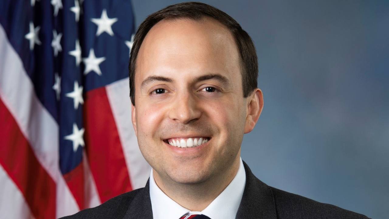 Texas Congressman Wants Crypto ATMs in Federal Government Buildings