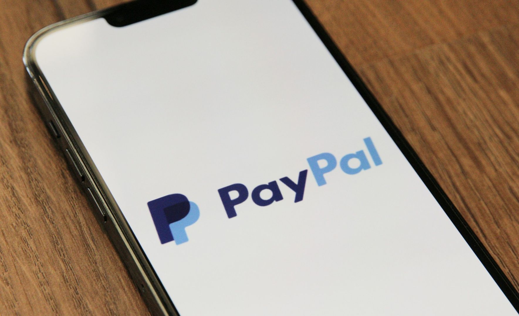 PayPal Expands Crypto Payments for U.S. Merchants to Cut Cross-Border Fees