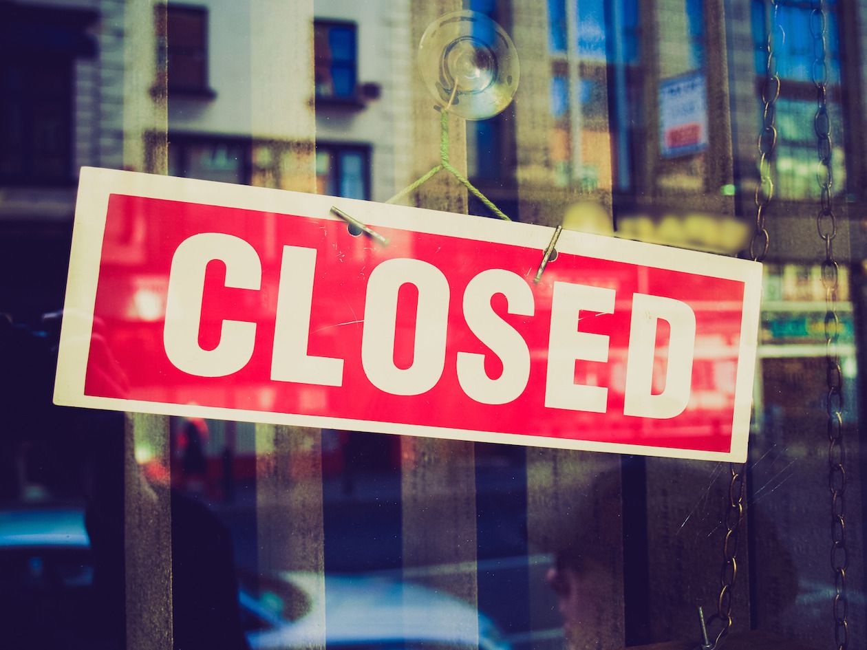 Ether (ETH) Dips Below $4K, BTC, XRP Slide as U.S. Government Shutdown Risks Mount