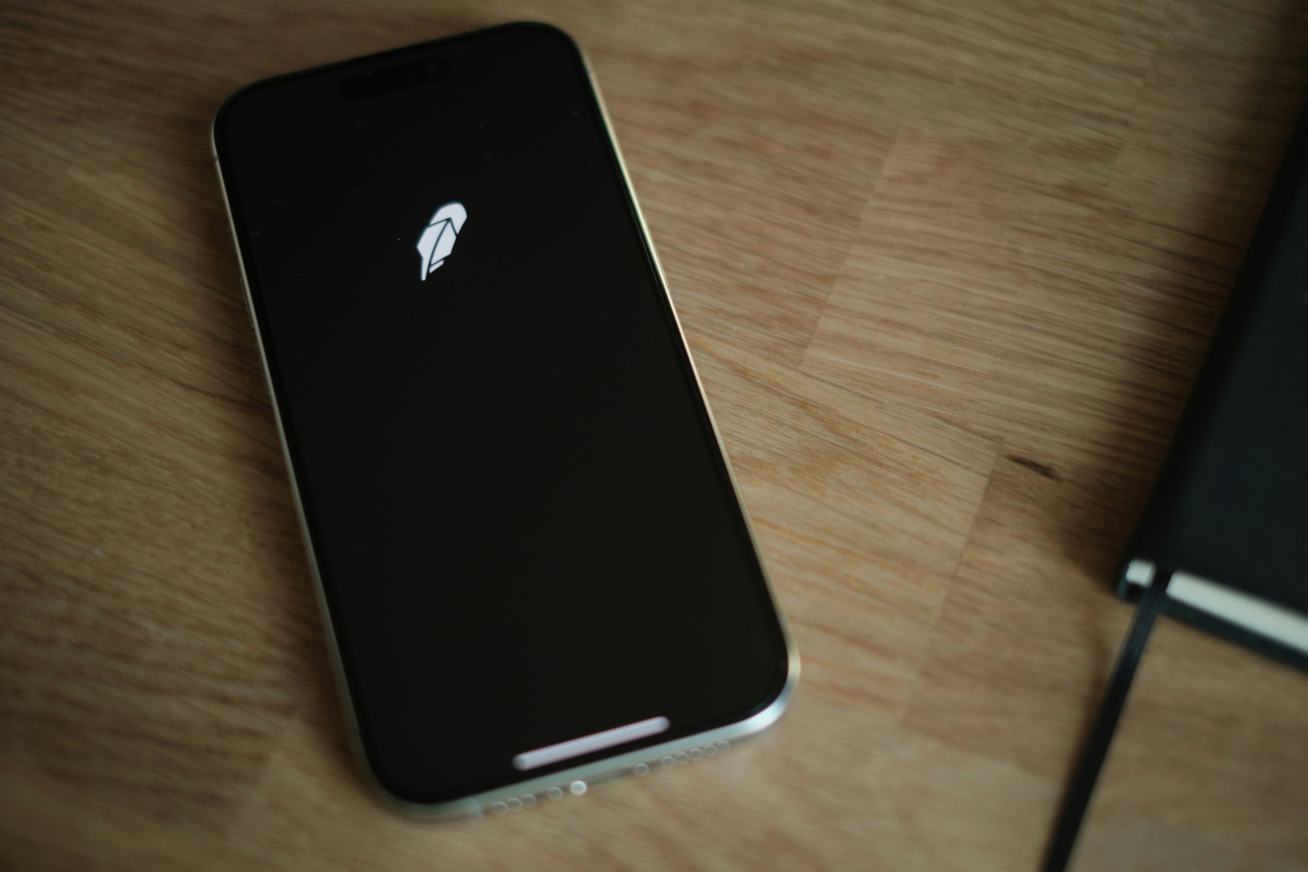 S&P 500 Changes Send HOOD Higher, MSTR Lower