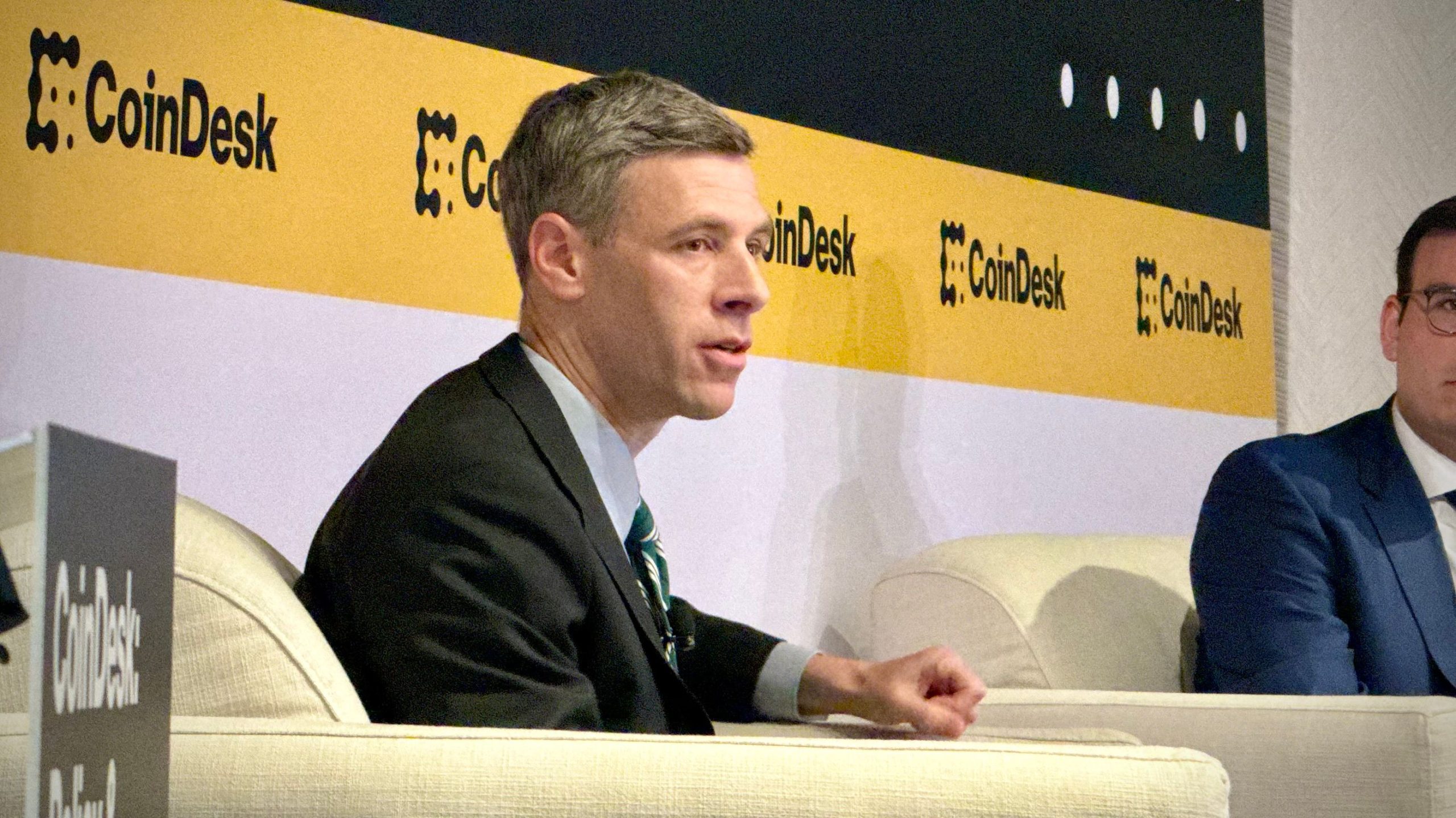 Top U.S. Banking Regulator Gould Says Crypto Debanking 'Is Real'