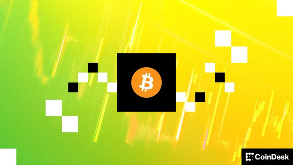 BTC in ‘Reaccumulation Phase’ on Fed Easing Bets, Trump Tariff Shift: : Crypto Daybook Americas