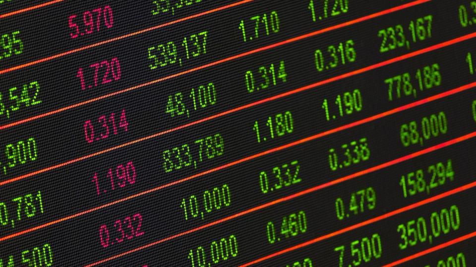 Why Bitcoin (BTC), XRP (XRP), Ether (ETH) Aren't Rallying While Gold, Silver Shine Bright?